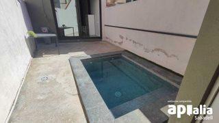 Chalet en venta en Gràcia en Sabadell