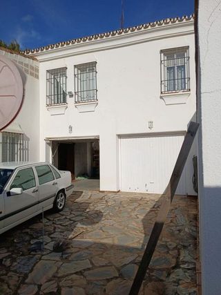 Chalet en venta en San Enrique-Guadiaro-Pueblo Nuevo en San Roque