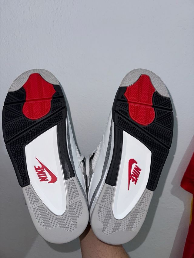 Jordan 4 White Cement