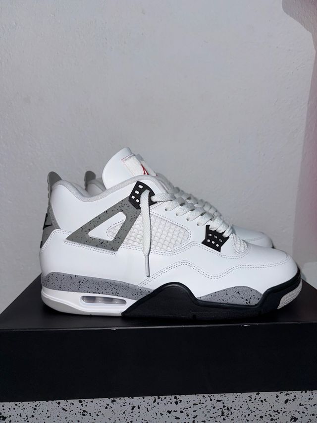 Jordan 4 White Cement
