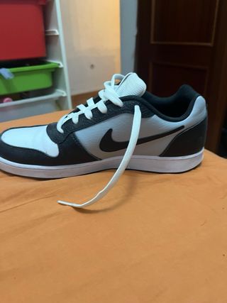 Nike Ebernon Low Prem Zapatillas Hombre
PUESTAS 2 
