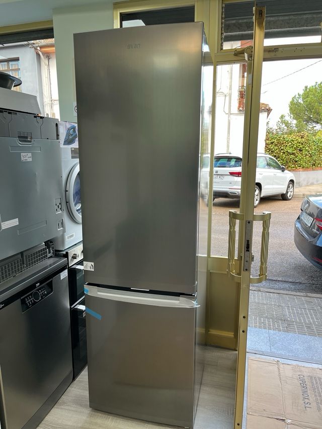 frigorífico Svan inox 2 metros AA no frost