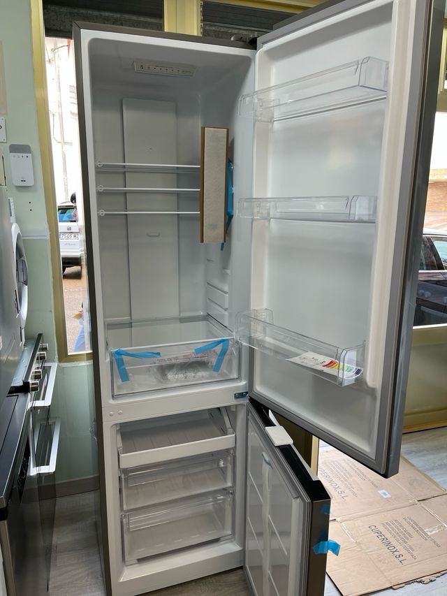frigorífico Svan inox 2 metros AA no frost