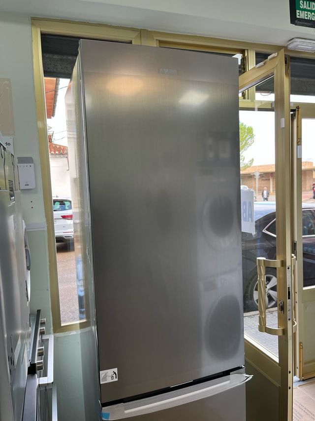 frigorífico Svan inox 2 metros AA no frost