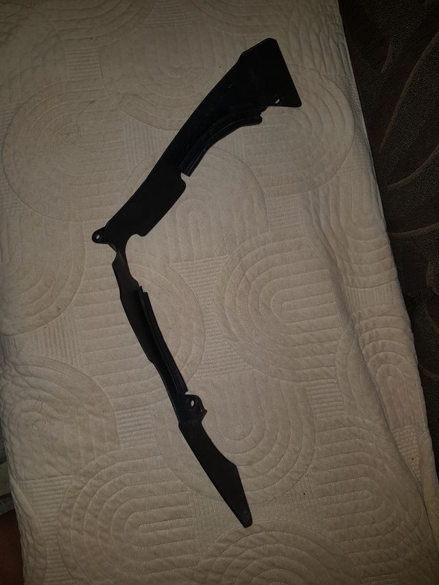 ZXR 750 L Tapa lateral derecha carenado