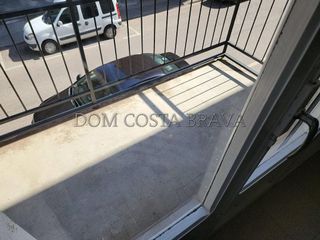 Casa adosada en venta en Olot