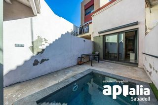 Casa adosada en venta en Gràcia en Sabadell