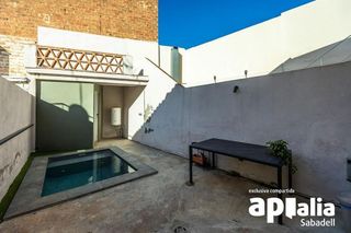 Casa adosada en venta en Gràcia en Sabadell