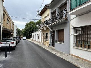 Casa adosada en venta en Llinars del Valles