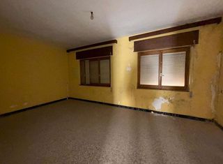 Casa adosada en venta en Tomelloso
