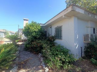 Chalet en venta en Picassent