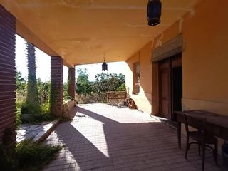 Casa en venta en Petrer