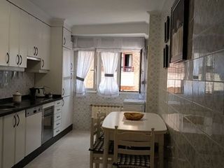 Piso en venta en Ciudad Naranco en Oviedo