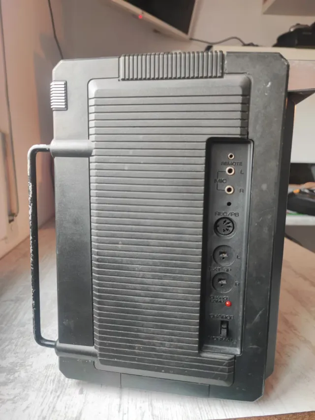 Radiocassetta TV Sanyo