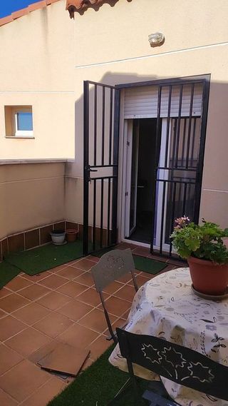 Casa adosada en venta en Tomelloso