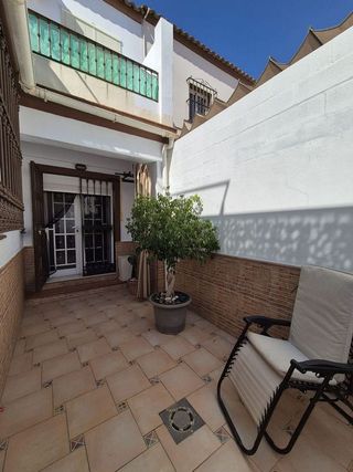 Casa adosada en venta en Centro en Bormujos