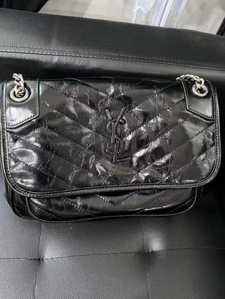 Bolso YSL Saint Laurent Niki Mediano Negro 