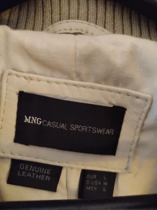 Chaqueta de piel beige Mango