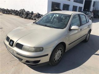 FARO DEL. DCHO SEAT TOLEDO (1M2)(03.1999->) 1.6 16V