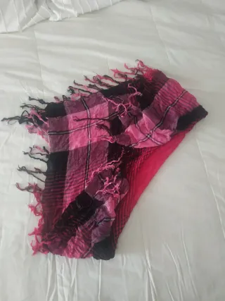 Pañuelo Cuello Cuadros Rosa y Negro