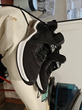 Zapatillas Nike Negras y Blancas