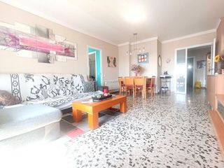 Piso en venta en Artigas - Llefià en Badalona