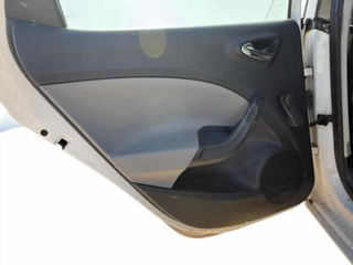 GUARNECIDO PUERTA TRASERA IZQUIERDA SEAT IB