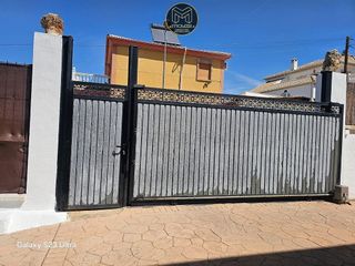 Chalet en venta en Baeza
