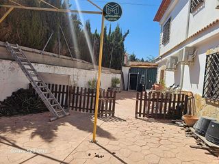 Chalet en venta en Baeza