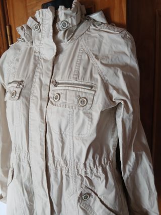 Gabardina Mango Talla S Crema