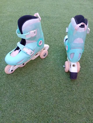 Patines infantiles ajustables color turquesa