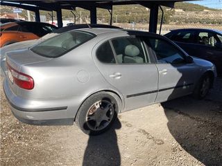 FARO DEL. DCHO SEAT TOLEDO (1M2)(03.1999->) 1.9 TDI