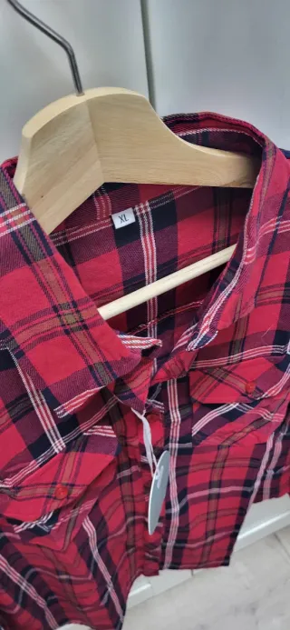 Camisa de cuadros roja para mujer  a estrenar 