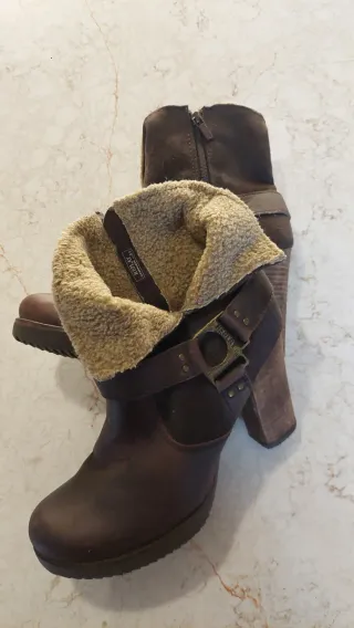 Stivaletti Replay marroni con pelo