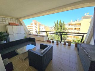 Piso en venta en Torrequebrada en Benalmádena