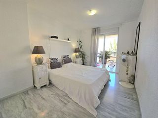 Piso en venta en Torrequebrada en Benalmádena