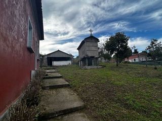 Chalet en venta en Sobradelo - Rosaleda en Vilagarcía de Arousa