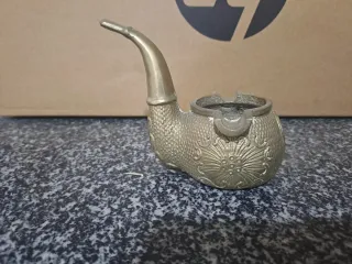 Cenicero antiguo pipa latón
