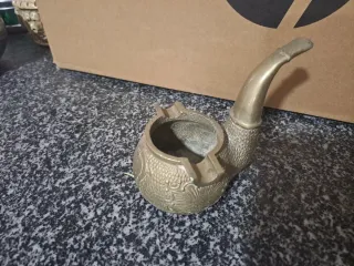 Cenicero antiguo pipa latón
