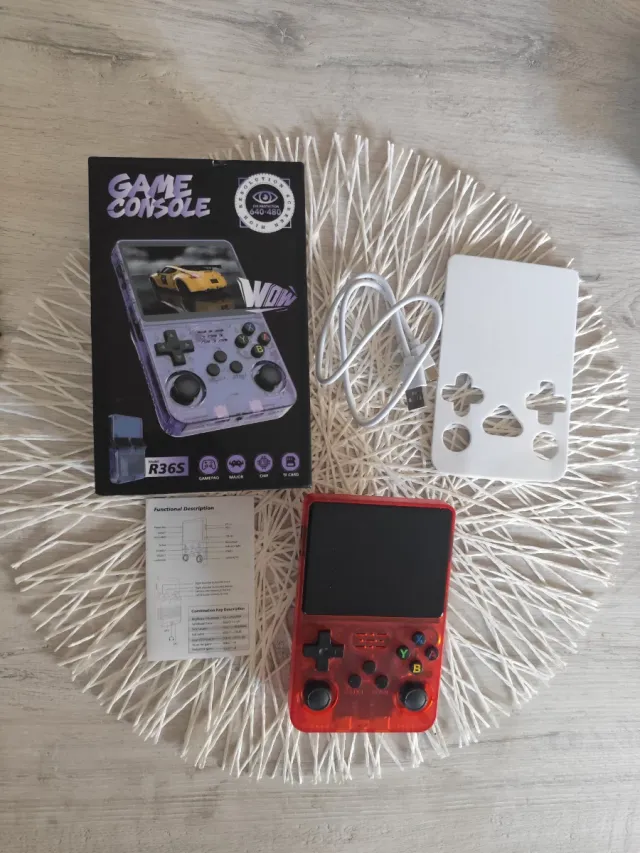 Anbernic R36S Portátil