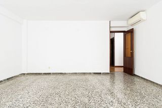 Piso en venta en Romareda en Zaragoza