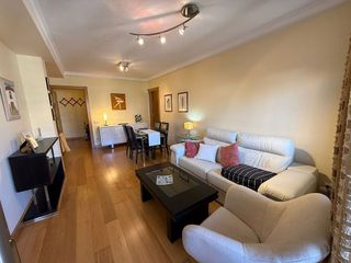 Piso en venta en Milán - Pumarín - Teatinos en Oviedo