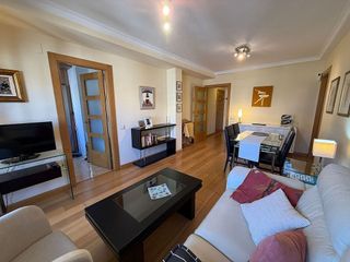 Piso en venta en Milán - Pumarín - Teatinos en Oviedo