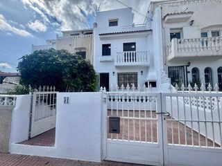Casa adosada en venta en Playa de los Locos en Torrevieja