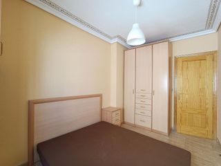 Casa adosada en venta en Hellín