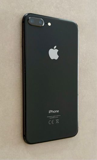 iPhone 8 Plus 64GB grigio siderale