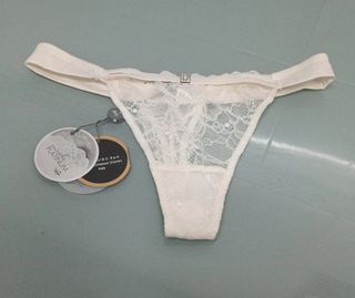 Tanga Luna Platinium Encaje Marfil 