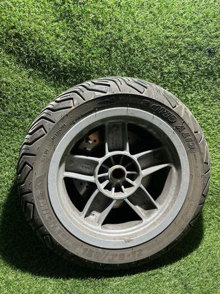 Pack llanta Delantera Piaggio X8 130/70 R12