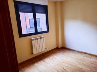Piso en venta en Crucero - Pinilla en León