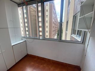 Piso en venta en Plaza España - Villa Pilar - Reyes Católicos - Vadillos en Burgos